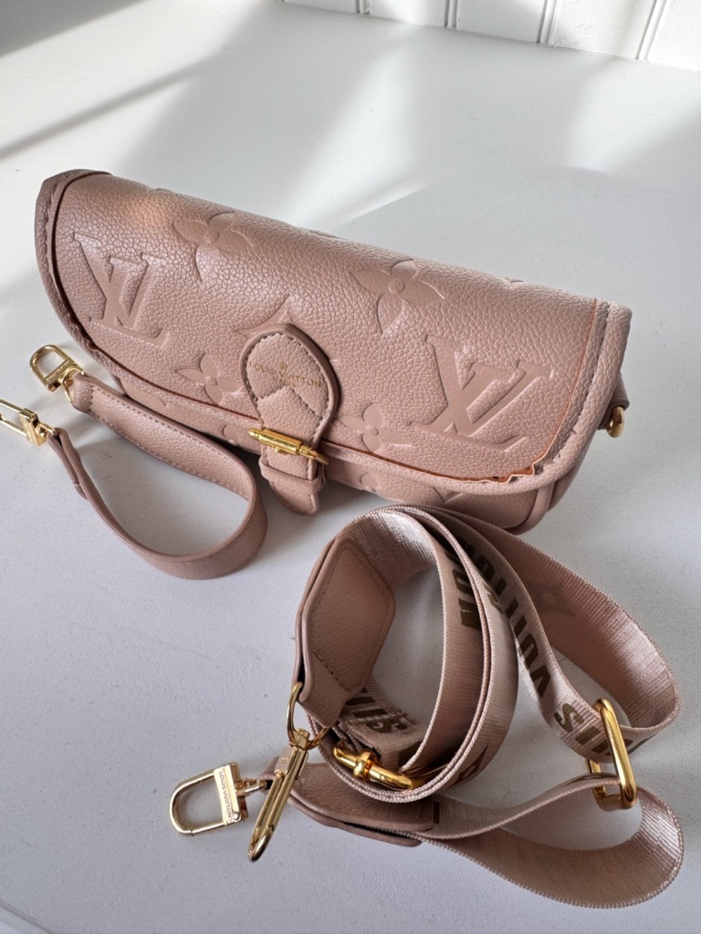 Mini Bag - Picture 2 of 3